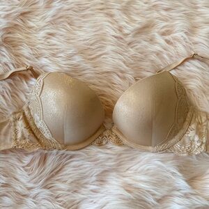 Victoria’s Secret Cream Gold Push-up Bra 32B